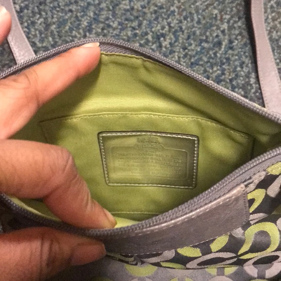 Coach swing pack - Picture 3 of 4